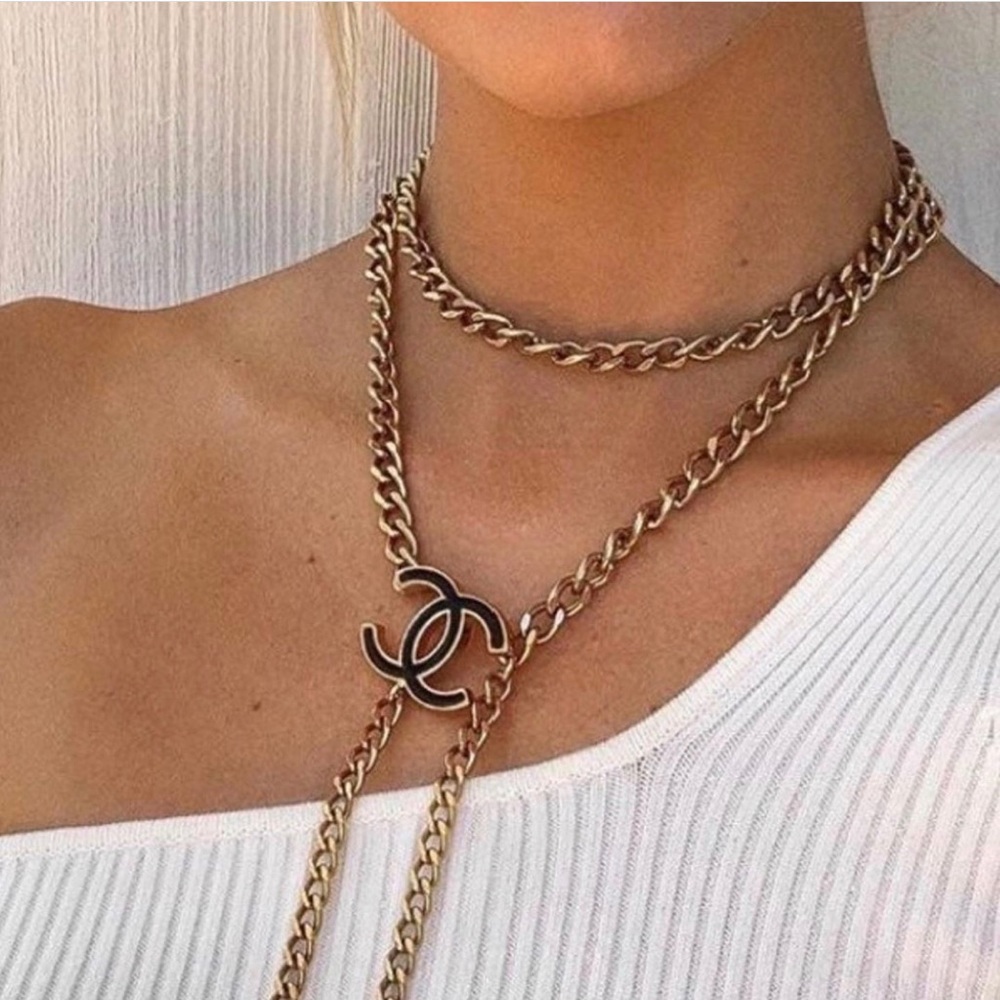 ❌SOLD❌VINTAGE CHANEL Black Gold CC Logo Necklace - Picture 1 of 12